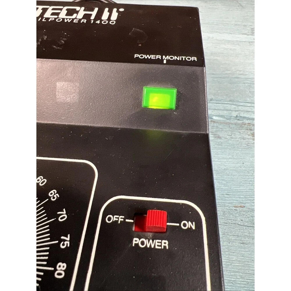 MRC HO Tech II Rail Power 1400 DC Transformer. Tested  Powers On
